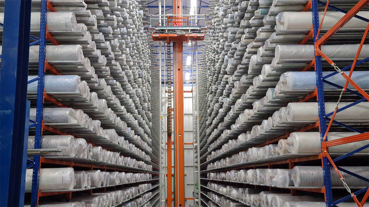 FOR FABRIC ROLLS